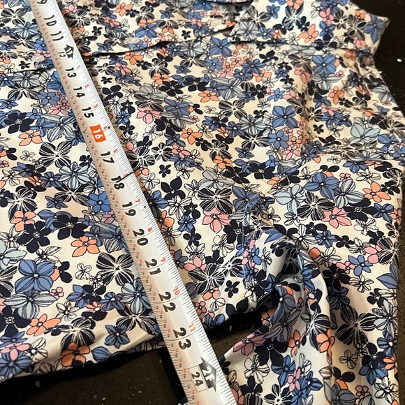 CHAPS - Floral long sleeve XL - Picture 6 of 7
